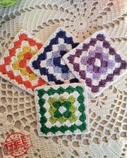 Applique centrino quadrato