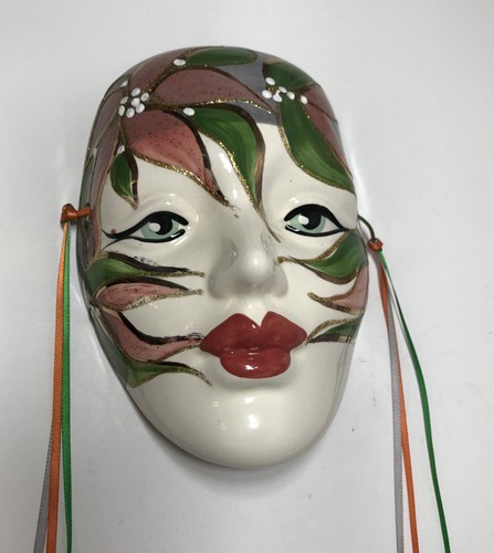 Maschera ceramica argilla