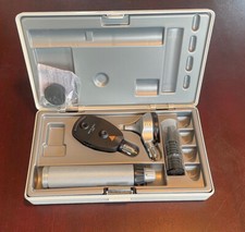 HEINE BETA 200 LED oftalmoscopio e otoscopio con impugnatura batteria e caricabatterie NT300