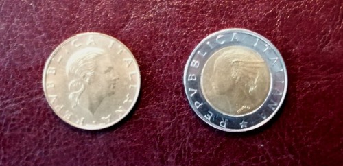 Italy 200 lire - italy,