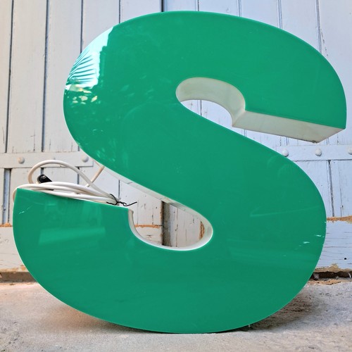 Vecchia lettera luminosa - lettera, "s"