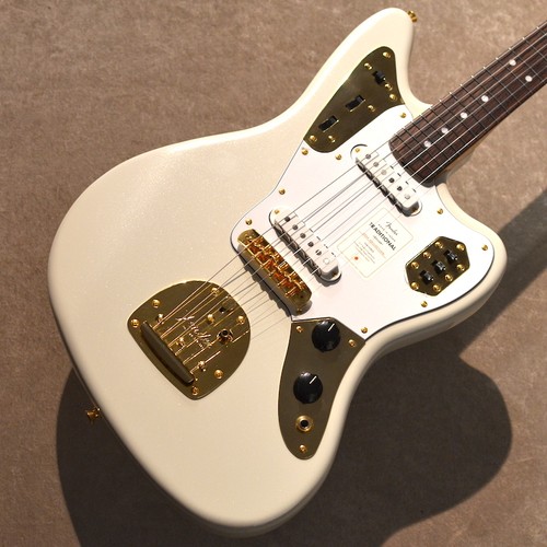 Fender 2025 collezione made - fender,