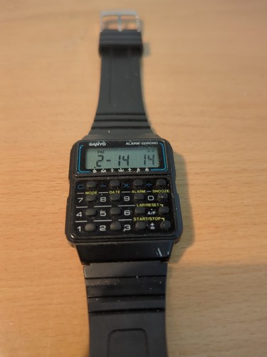Raro orologio calcolatrice