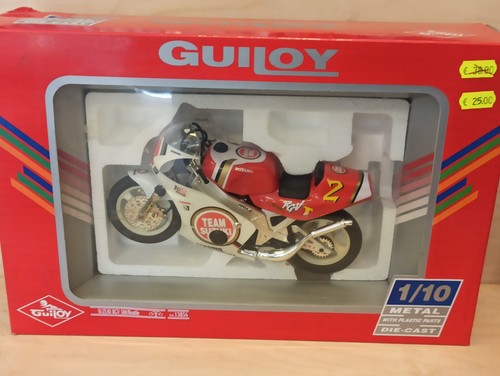 Suzuki rgv 500 beattie die - rgv,