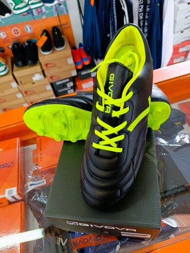 Scarpe calcio givova nuove - da,