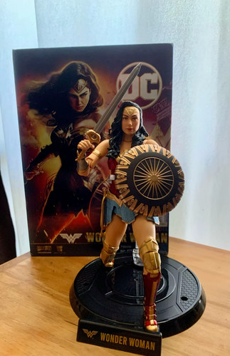 Wonder woman action - , figure