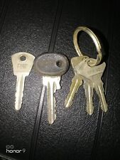 LOTTO CHIAVI USATE  DI AUTO D'EPOCA  FIATA ALFA VARIE