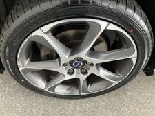 4 cerchi in lega da 18 volvo