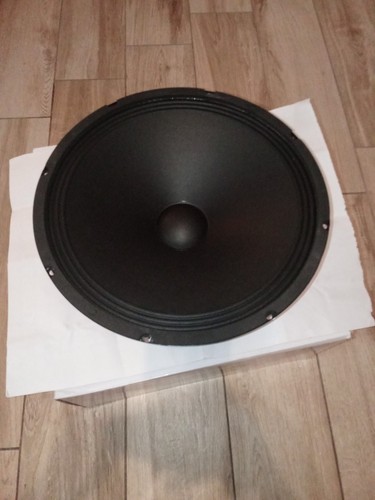 Woofer 4 ohm - 😍,