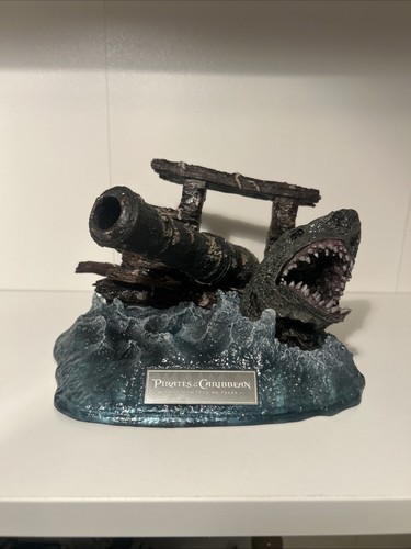 Hot toys jack sparrow - toys,