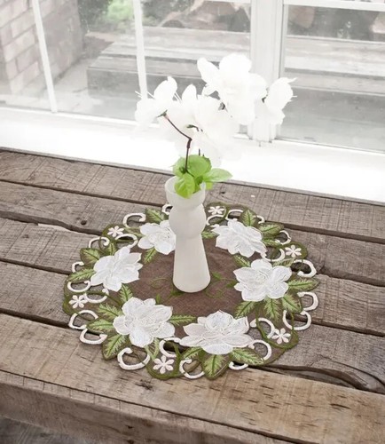 Magnolia centrino marrone - su,