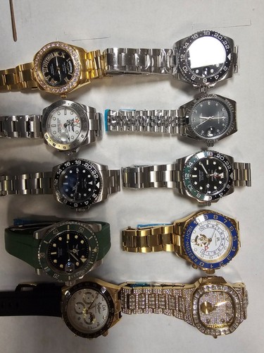 Lot mixed new watches few - of,
