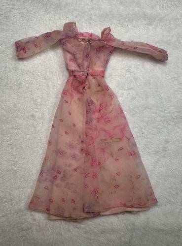 1978 vintage kissing barbie - vintage,