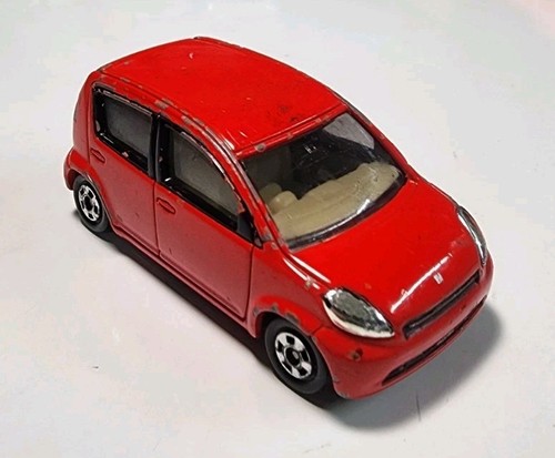 2004 tomy tomica - 2004, rosso