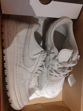 Nike Air Force 1 Luxe
