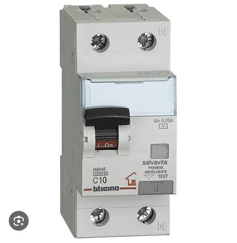 Magnetotermico 10a gc8813ac10 - magnetotermico,