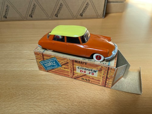 Norev plastique ancienne - plastique,