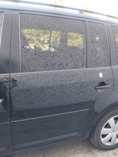 1T0833055S Porta post. SX