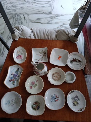 Stock piattoni ceramica - piattoni, di