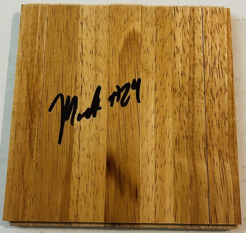 Mackenzie mgbako firmato 6x6 - mackenzie,