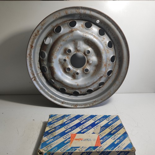 Ruota ferro fiat 128 - ruota, in