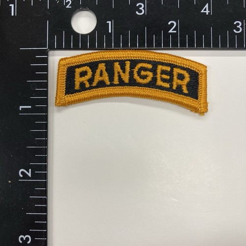 Patch ricamata linguetta