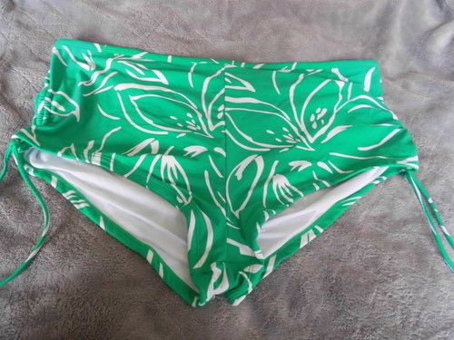 Bikini corto verde bianco - corto,