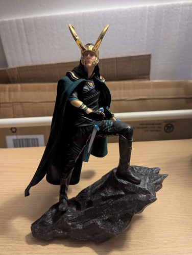 Iron studios loki statua - studios,