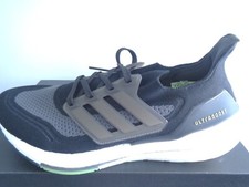 Adidas UltraBoost 21 scarpe da