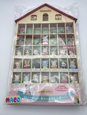 Sylvanian Families espositore calendario bambino con una bambola coniglio bianco nuovo JP