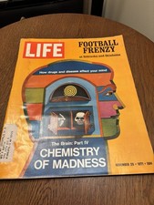 LIFE Magazine Nov 26 1971