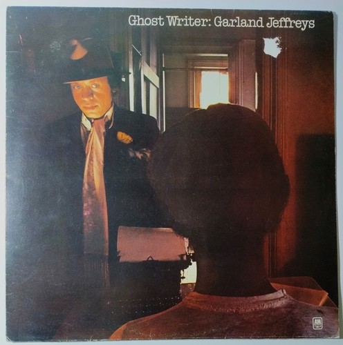 Ghost writer garland - ghost,