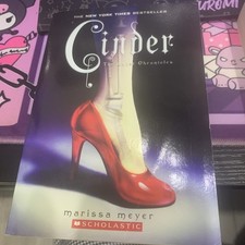 [Cinder] [By: Marissa Meyer]