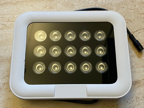 Illuminatore faretto - illuminatore,