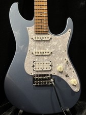 Ibanez AZ2204 Chitarra elettrica