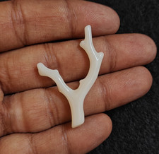 Pietra preziosa ramo di