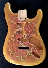  Strat ST Paisley corpo in