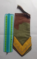 VECCHIA BANDELLA MILITARE GRADO SERGENTE ESERCITO UNIFORME DIVISA MIMETICA