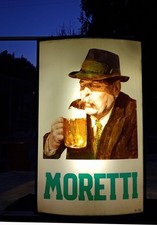 Insegna luminosa Moretti