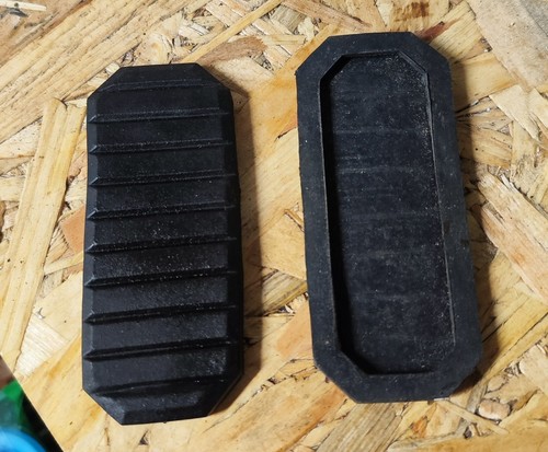 Protezioni gomma teste moto - in,