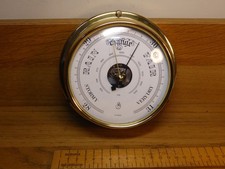 Tabic Barometer . Good quality