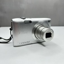 Nikon Coolpix S3300 argento -