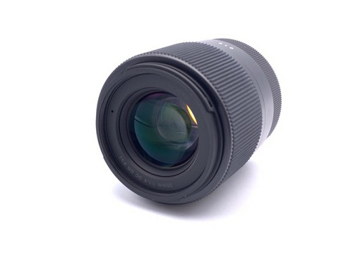 Sigma 30mm dc dn - 30mm, f/1.4
