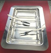 Vassoio/antipastiera in acciaio e vetro