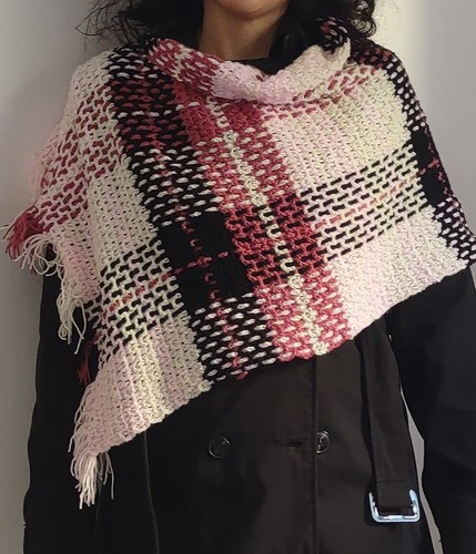 Mantella poncho fatta - , a