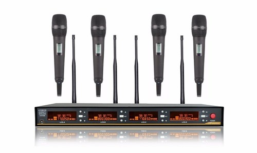 Sistema microfonico wireless