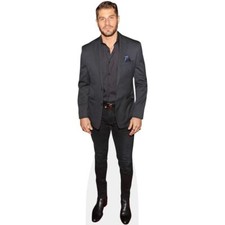 Lou Ferrigno Jr (Black Suit) a