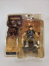 Chunk - The Goonies Mezco Toyz
