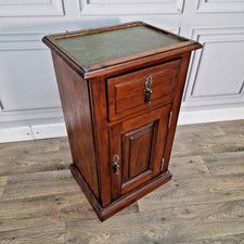 Comodino stile antico credenza vaso - lampada tavolo - cassetto portaoggetti legno