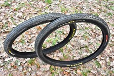 2x Maxxis Larsen TT 26x2.35